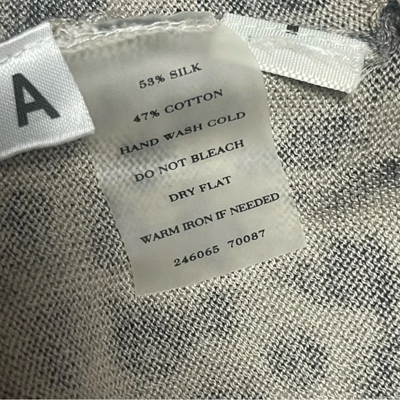 Ann Taylor. Sz XS. Silk Blend. Cheetah Print Cardigan. Excellent Condition 🤩🤩 - Picture 12 of 14
